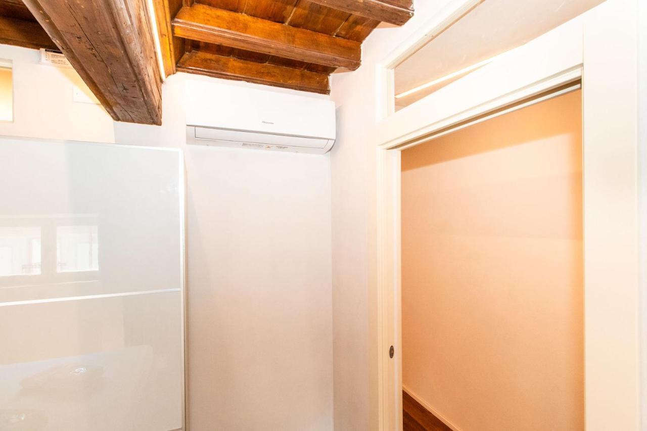 Stylish Quardilatero Romano Central Flat Turin Bagian luar foto