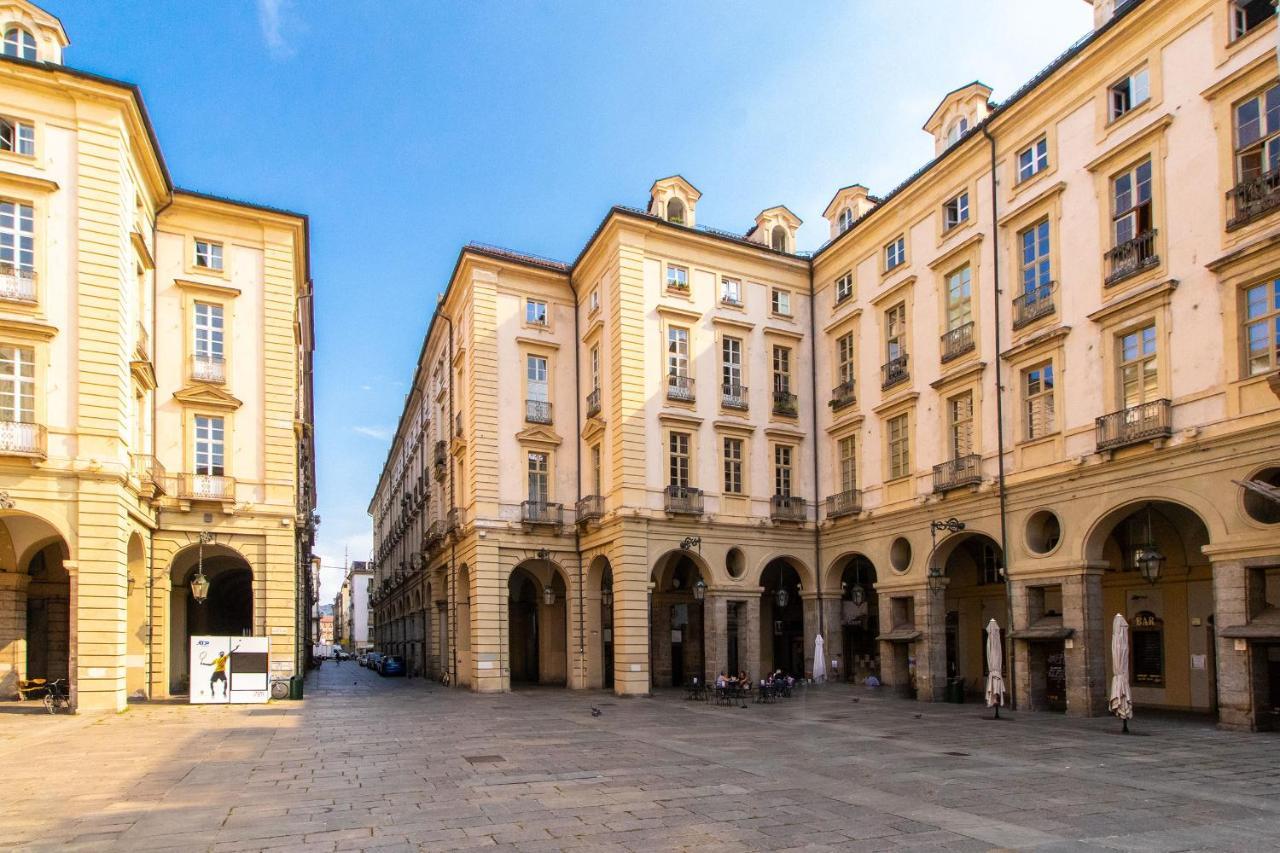 Stylish Quardilatero Romano Central Flat Turin Bagian luar foto