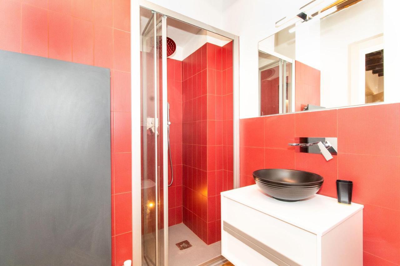 Stylish Quardilatero Romano Central Flat Turin Bagian luar foto