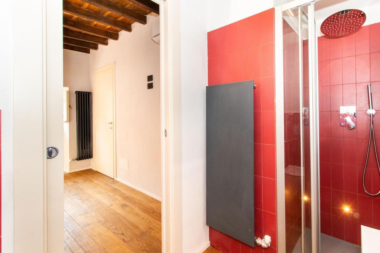 Stylish Quardilatero Romano Central Flat Turin Bagian luar foto