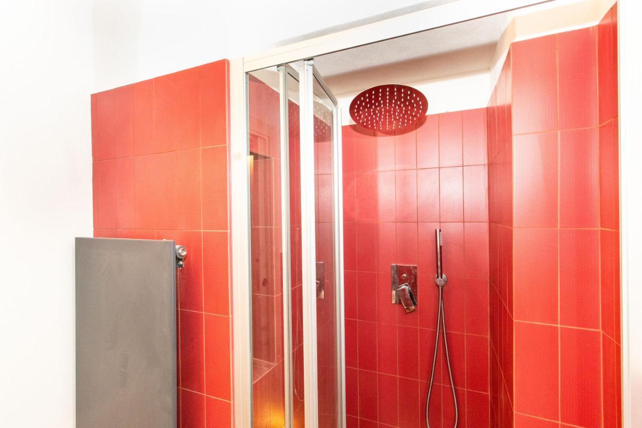 Stylish Quardilatero Romano Central Flat Turin Bagian luar foto