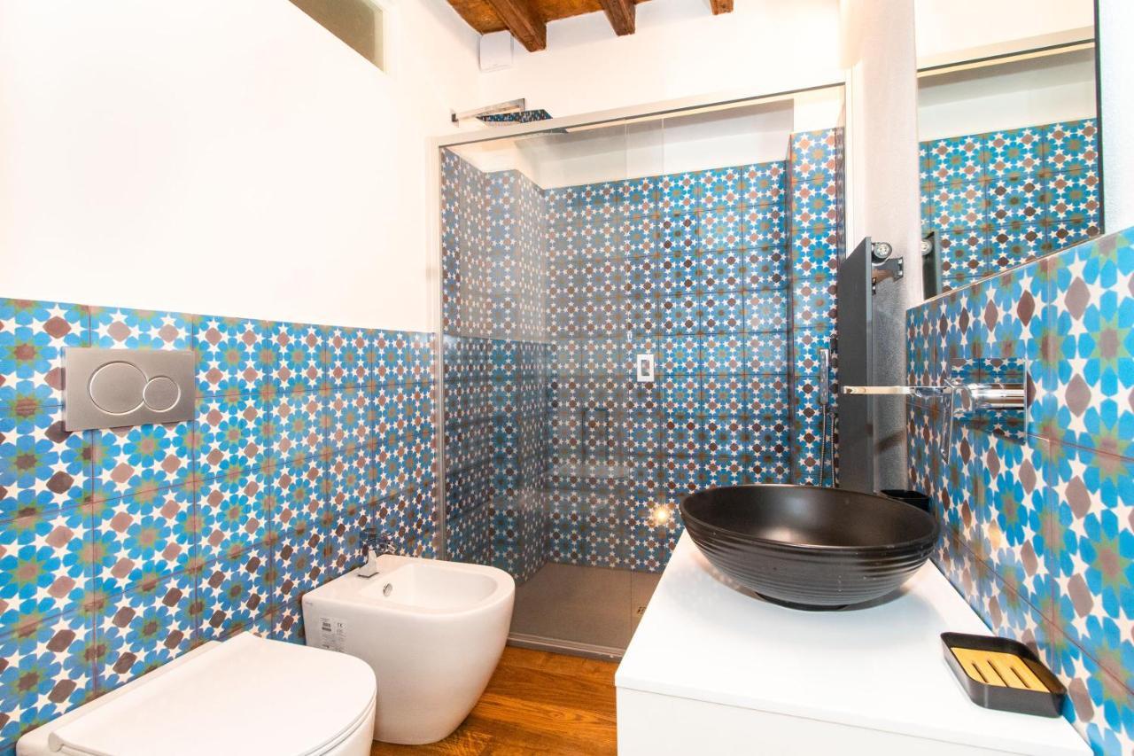 Stylish Quardilatero Romano Central Flat Turin Bagian luar foto