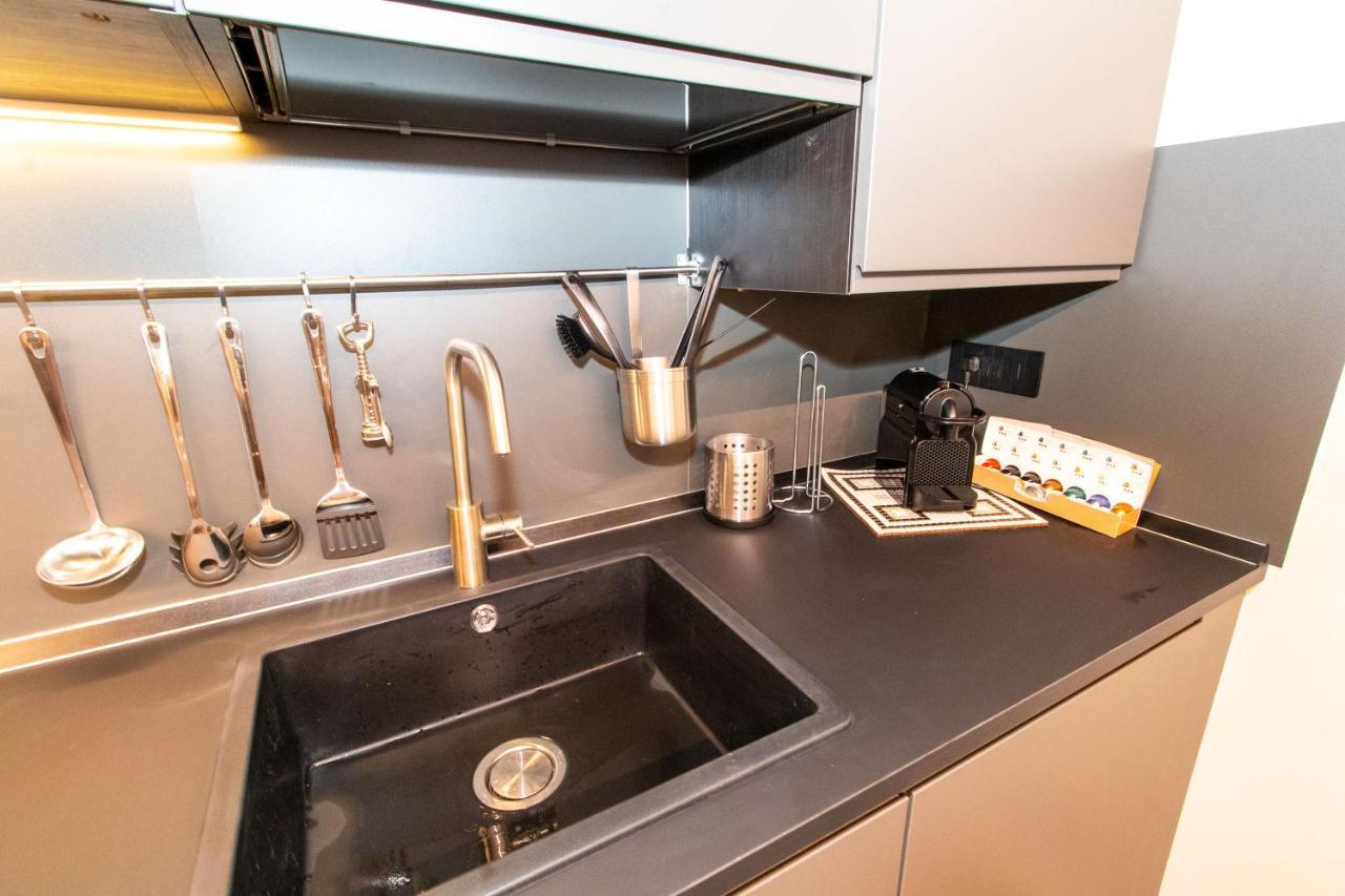 Stylish Quardilatero Romano Central Flat Turin Bagian luar foto